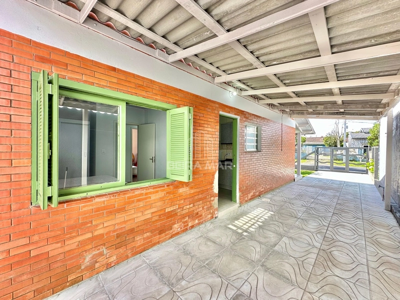 Casa a 2 quadras do mar: 2ª foto da galeria de imagens do imóvel