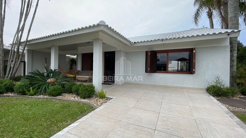 Casa em Xangri-lá: 4ª foto da galeria de imagens do imóvel
