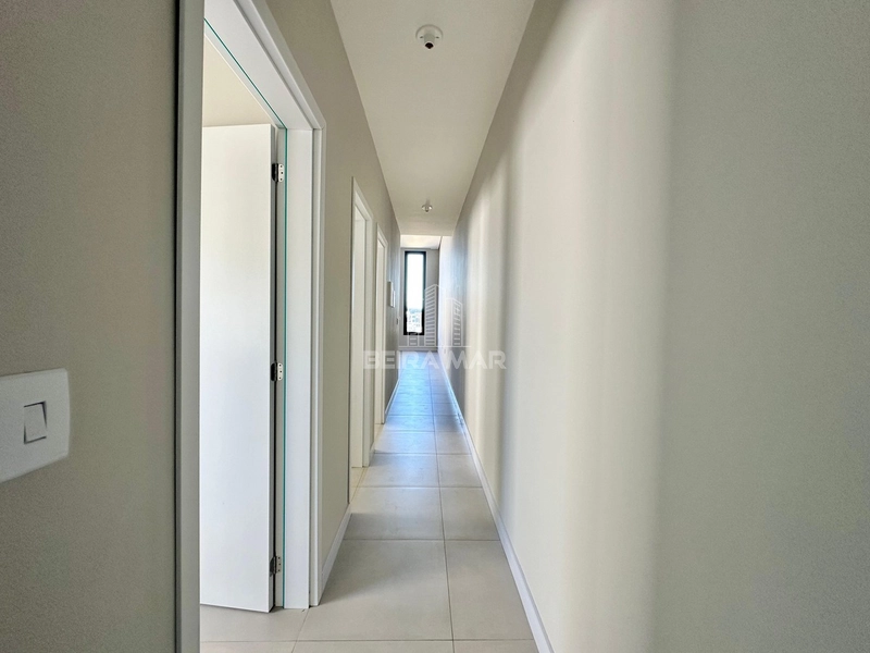 CASA À VENDA NO JARDIM BEIRA MAR, PRÓXIMO AO MAR: 10ª foto da galeria de imagens do imóvel