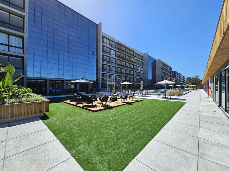 Apartamento na avenida principal de Atlântida!