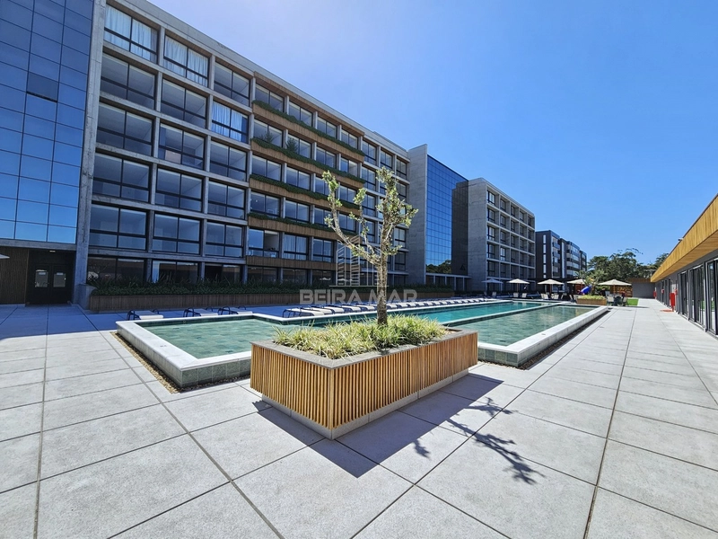 Apartamento na avenida principal de Atlântida!