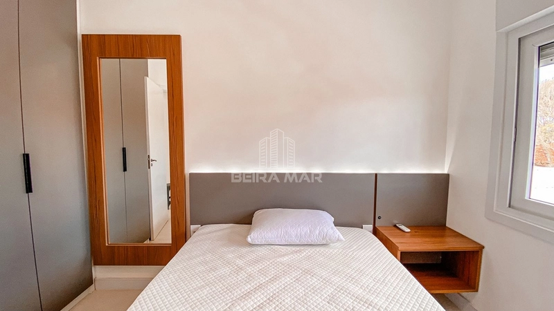 Duplex frente leste totalmente mobiliado e somente 2 quadras do mar!: 22ª foto da galeria de imagens do imóvel