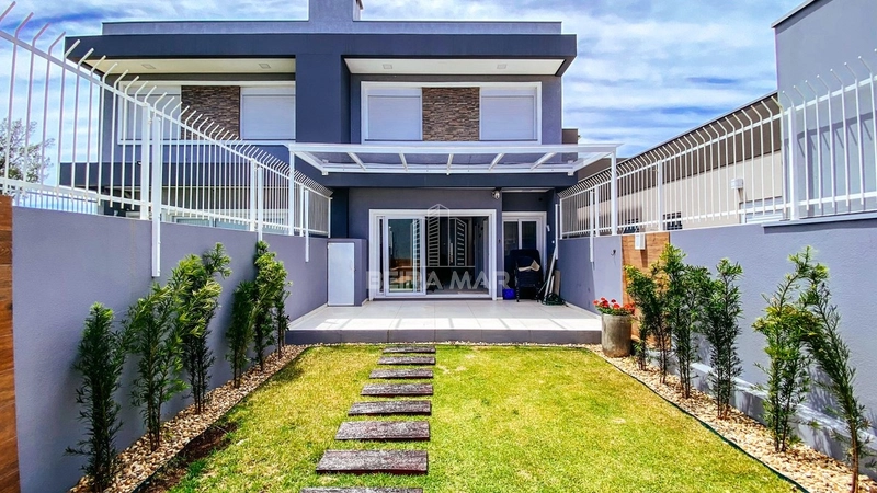 Duplex frente leste totalmente mobiliado e somente 2 quadras do mar!: 14ª foto da galeria de imagens do imóvel