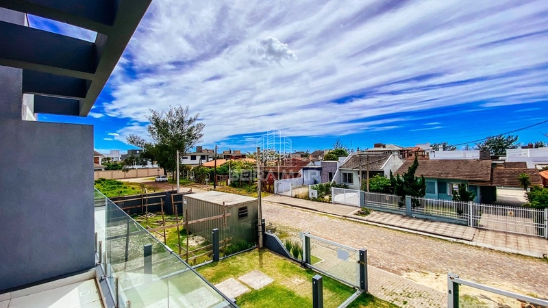 Duplex frente leste totalmente mobiliado e somente 2 quadras do mar!: 10ª foto da galeria de imagens do imóvel