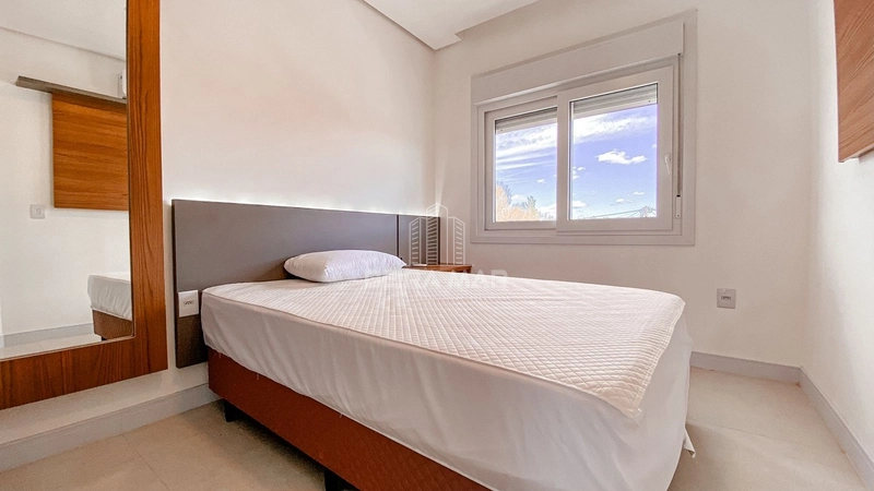 Duplex frente leste totalmente mobiliado e somente 2 quadras do mar!: 21ª foto da galeria de imagens do imóvel