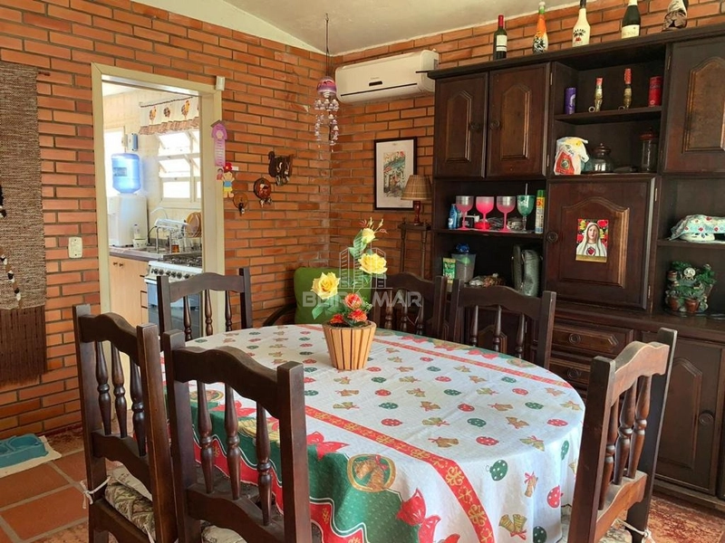 Casa Exclusiva à Venda em Xangri-Lá – Espaço, Conforto e Lazer: 9ª foto da galeria de imagens do imóvel