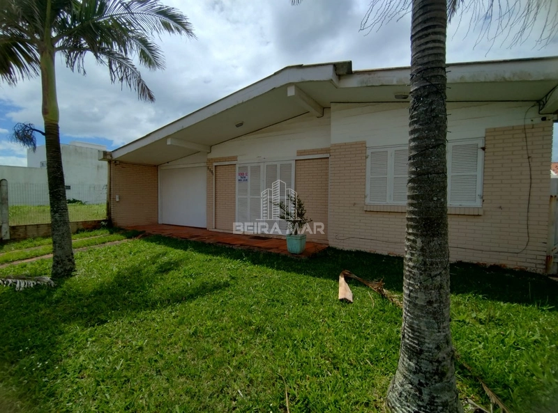 Casa Exclusiva à Venda em Xangri-Lá – Espaço, Conforto e Lazer: 1ª foto da galeria de imagens do imóvel