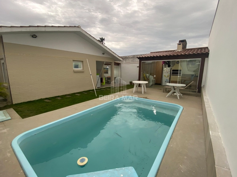 Casa à Venda em Xangri-Lá – Próxima ao Mar e Completa para o Seu Confo: 17ª foto da galeria de imagens do imóvel