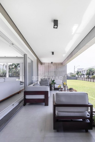 Casa em Atlântida: 17ª foto da galeria de imagens do imóvel