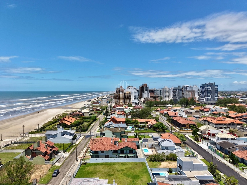 DUPLEX JUNTO AO MAR  PÉ NA AREIA: 2ª foto da galeria de imagens do imóvel