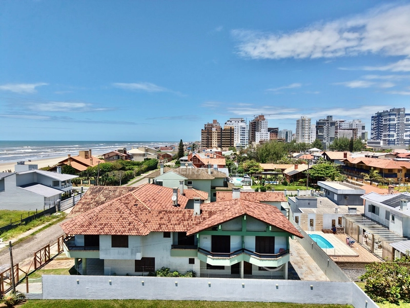 DUPLEX JUNTO AO MAR  PÉ NA AREIA: 3ª foto da galeria de imagens do imóvel