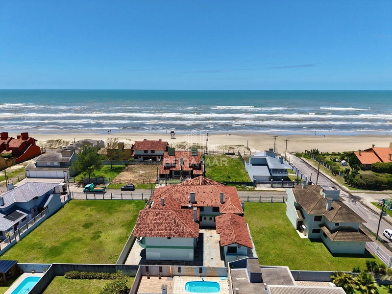 DUPLEX JUNTO AO MAR  PÉ NA AREIA: 4ª foto da galeria de imagens do imóvel