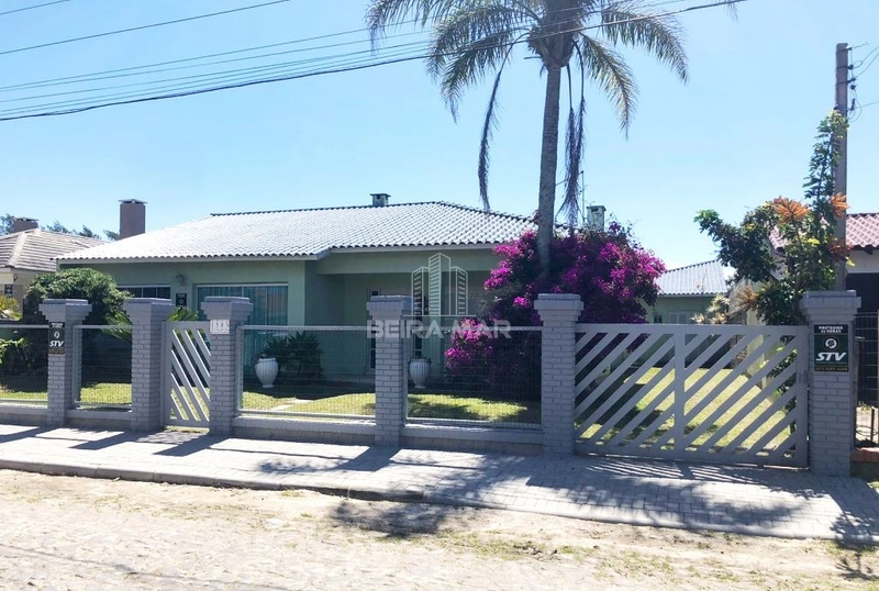Casa em Xangri-lá: 2ª foto da galeria de imagens do imóvel