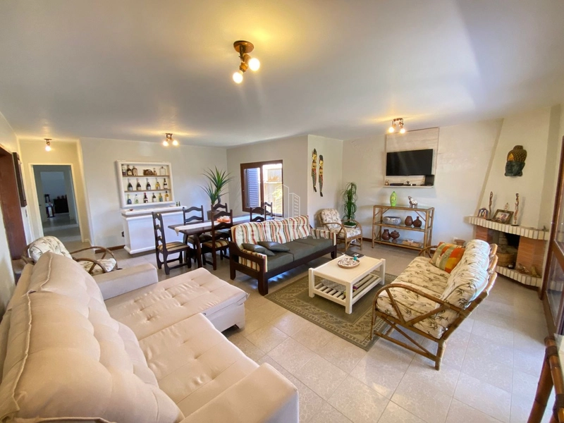 Casa Térrea com Forro laje: 5ª foto da galeria de imagens do imóvel