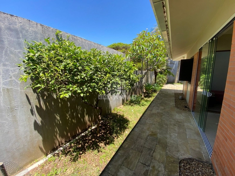 Casa Térrea com Forro laje: 20ª foto da galeria de imagens do imóvel