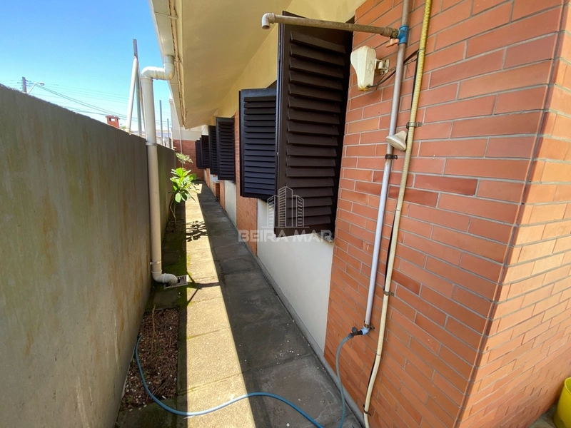 Casa Térrea com Forro laje: 32ª foto da galeria de imagens do imóvel