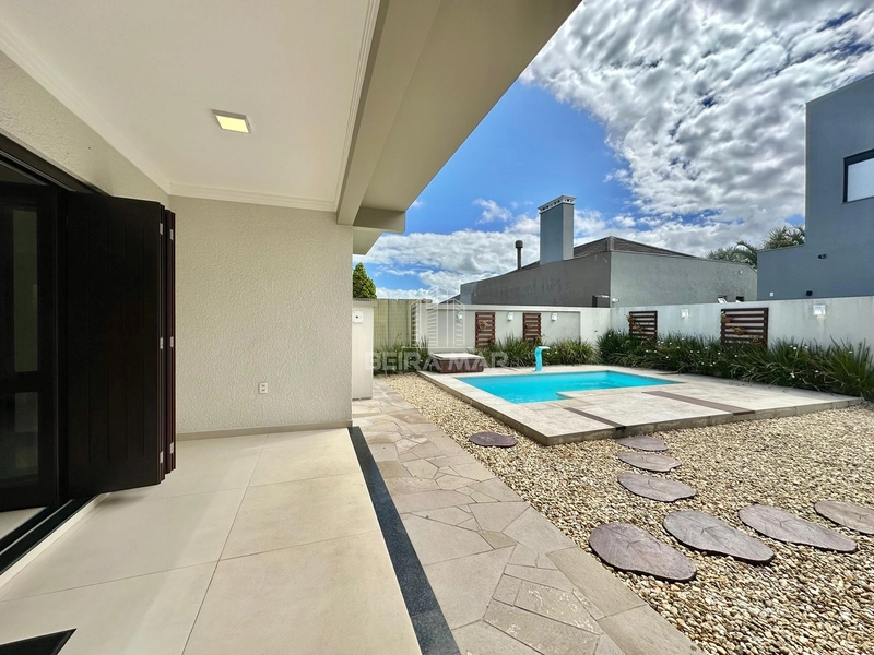 CASA DE ALTO PADRÃO À VENDA EM ATLÂNTIDA: 13ª foto da galeria de imagens do imóvel