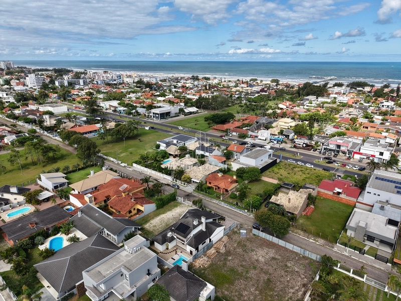 CASA DE ALTO PADRÃO À VENDA EM ATLÂNTIDA: 28ª foto da galeria de imagens do imóvel