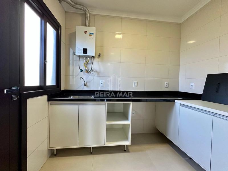 CASA DE ALTO PADRÃO À VENDA EM ATLÂNTIDA: 11ª foto da galeria de imagens do imóvel