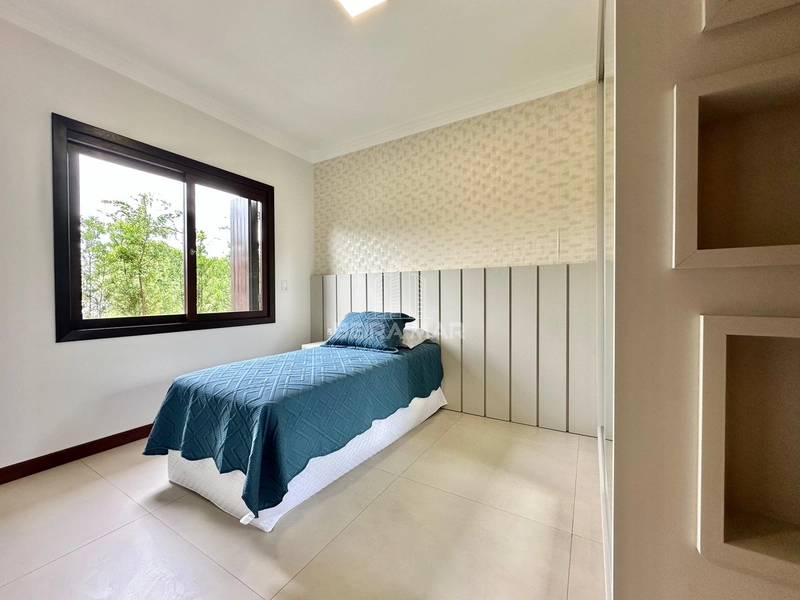 CASA DE ALTO PADRÃO À VENDA EM ATLÂNTIDA: 19ª foto da galeria de imagens do imóvel