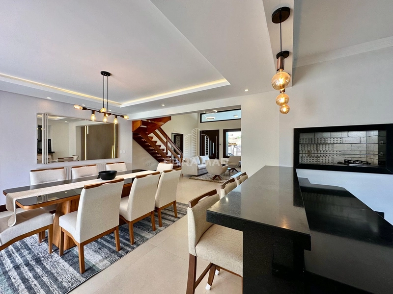 CASA DE ALTO PADRÃO À VENDA EM ATLÂNTIDA: 9ª foto da galeria de imagens do imóvel