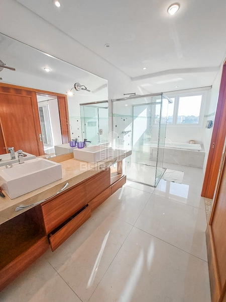 Mansão em Atlântida: 37ª foto da galeria de imagens do imóvel