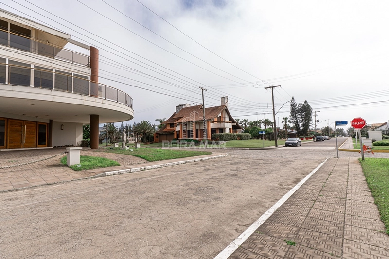 Mansão em Atlântida: 38ª foto da galeria de imagens do imóvel