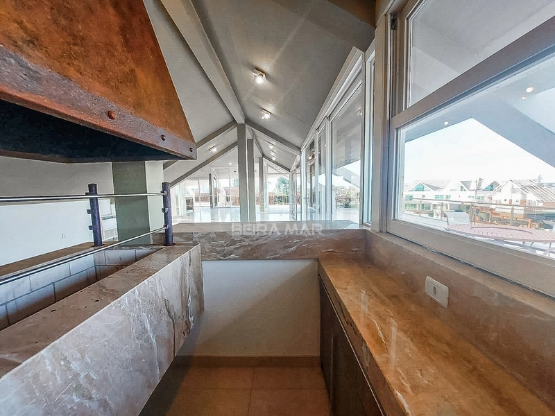 Mansão em Atlântida: 30ª foto da galeria de imagens do imóvel