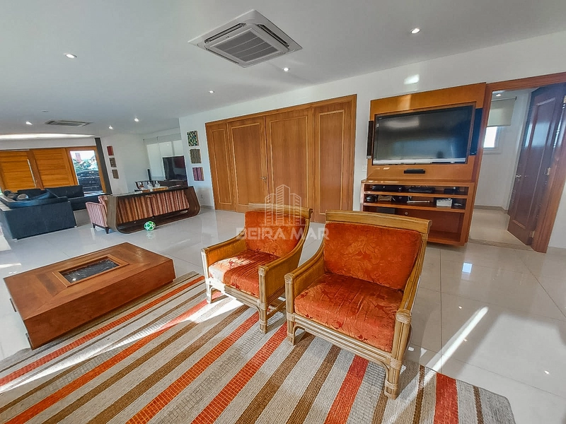 Mansão em Atlântida: 29ª foto da galeria de imagens do imóvel