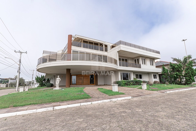 Mansão em Atlântida: 16ª foto da galeria de imagens do imóvel