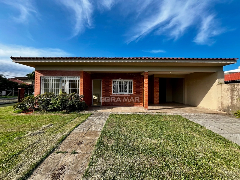 Atlântida 4 quadras do mar: 1ª foto da galeria de imagens do imóvel