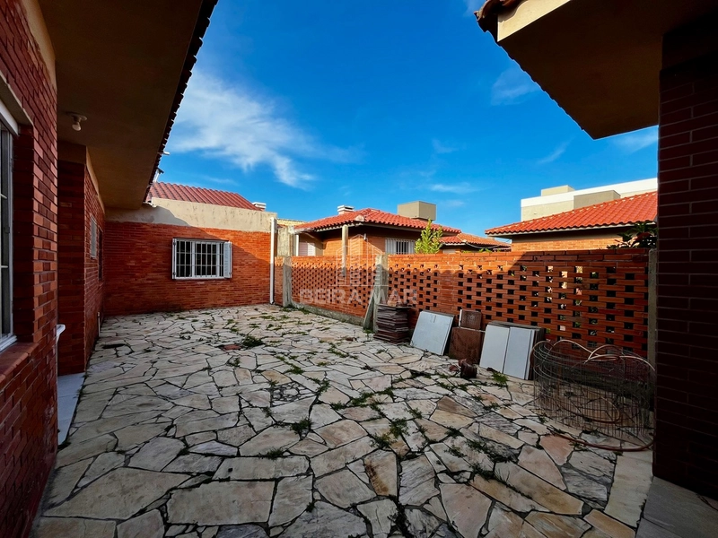 Atlântida 4 quadras do mar: 12ª foto da galeria de imagens do imóvel