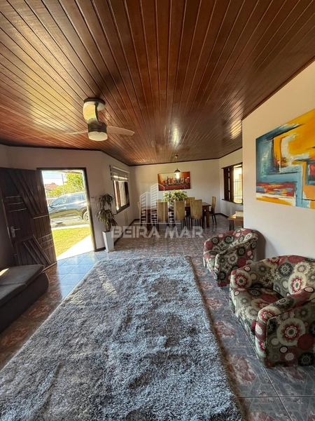 CASA 4 DORM: 4ª foto da galeria de imagens do imóvel