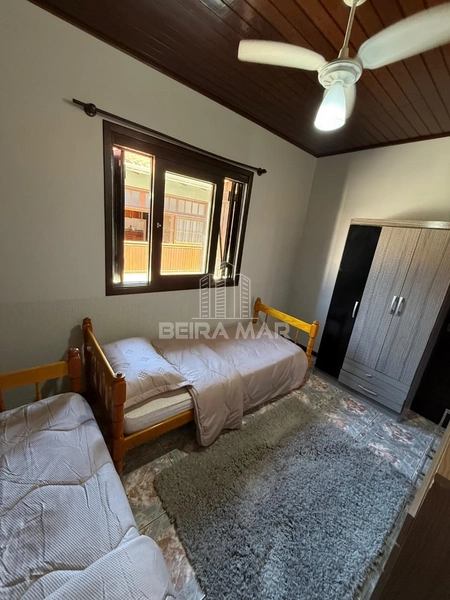 CASA 4 DORM: 23ª foto da galeria de imagens do imóvel