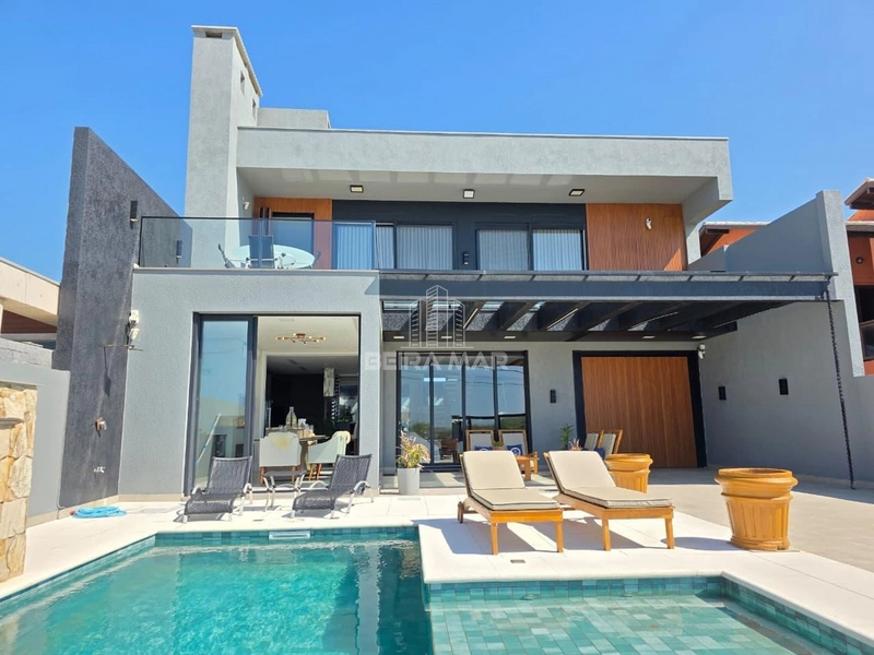 CASA BEIRA MAR COM 4DORM