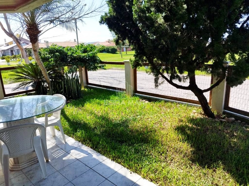 Duplex em Xangri-lá: 33ª foto da galeria de imagens do imóvel