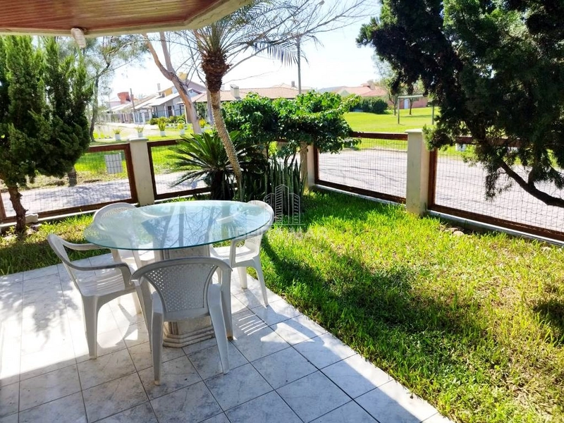 Duplex em Xangri-lá: 29ª foto da galeria de imagens do imóvel