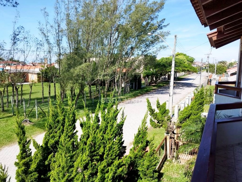 Duplex em Xangri-lá: 24ª foto da galeria de imagens do imóvel