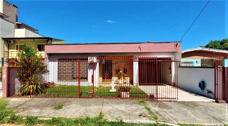 Casa de 3 dormitórios com piscina no Pontaporã: 1ª foto da galeria de imagens do imóvel