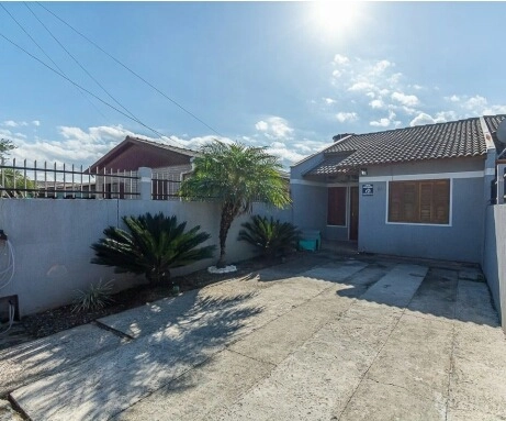 Casa de 2 dormitórios no bairro Recanto das Taquareiras