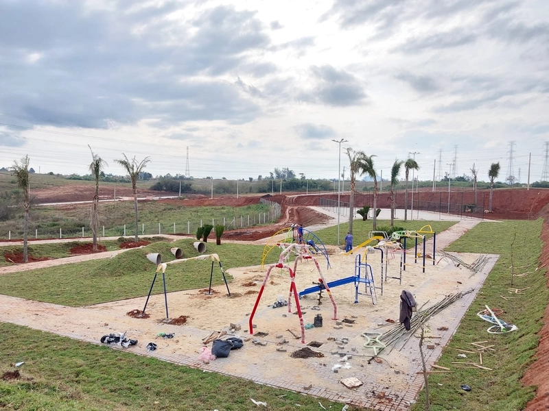 Terrenos no bairro Nova Cachoeirinha: 5ª foto da galeria de imagens do imóvel