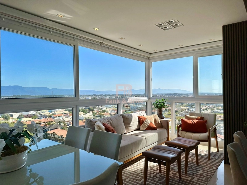 APARTAMENTO À VENDA COM VISTA ETERNA PARA O MAR E SERRA.: 5ª foto da galeria de imagens do imóvel