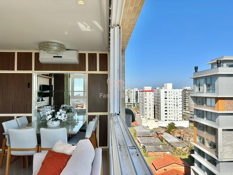 APARTAMENTO À VENDA COM VISTA ETERNA PARA O MAR E SERRA.: 12ª foto da galeria de imagens do imóvel
