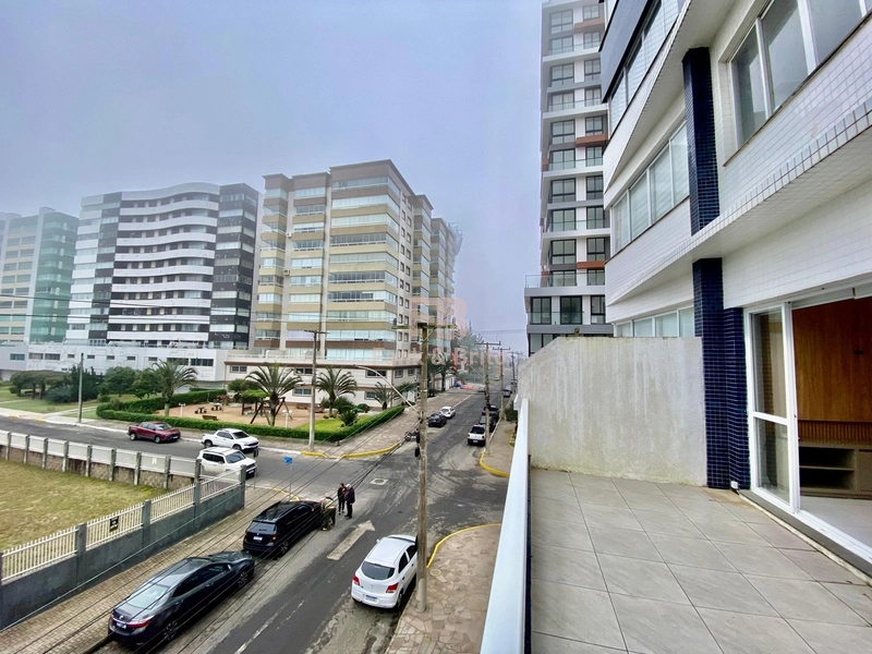 APARTAMENTO A VENDA DE 2 DORMITÓRIOS, NA ZONA NOVA: 1ª foto da galeria de imagens do imóvel