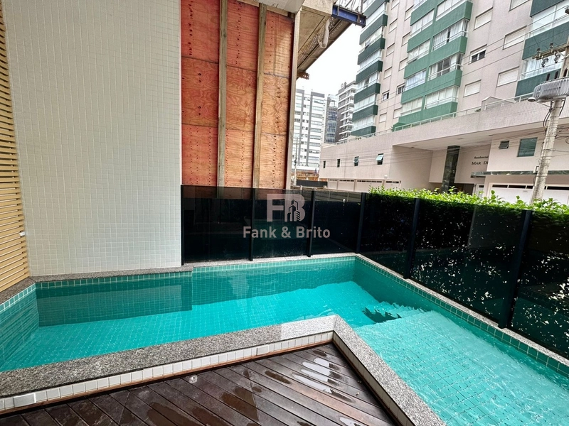 COBERTURA COM PISCINA PRIVATIVA À DUAS QUADRAS DO MAR, DECORADA!: 28ª foto da galeria de imagens do imóvel