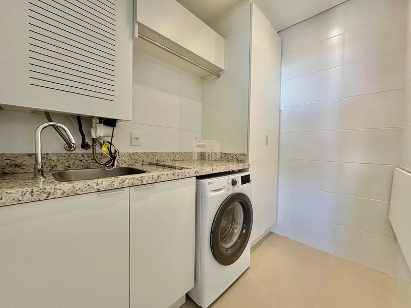 COBERTURA COM PISCINA PRIVATIVA À DUAS QUADRAS DO MAR, DECORADA!: 13ª foto da galeria de imagens do imóvel
