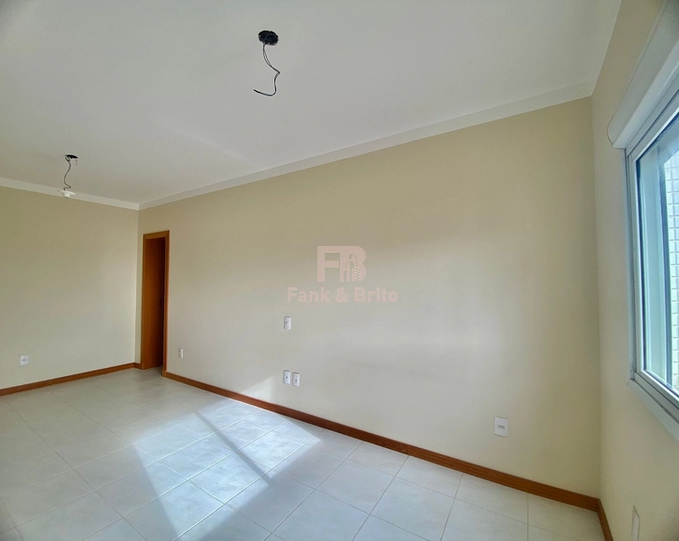 Apartamento espaçoso, poucos metros do mar!: 14ª foto da galeria de imagens do imóvel