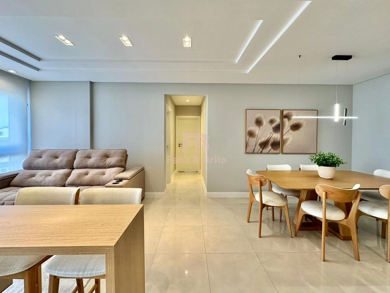 APARTAMENTO DOIS DORMITÓRIOS NO CENTRO: 10ª foto da galeria de imagens do imóvel