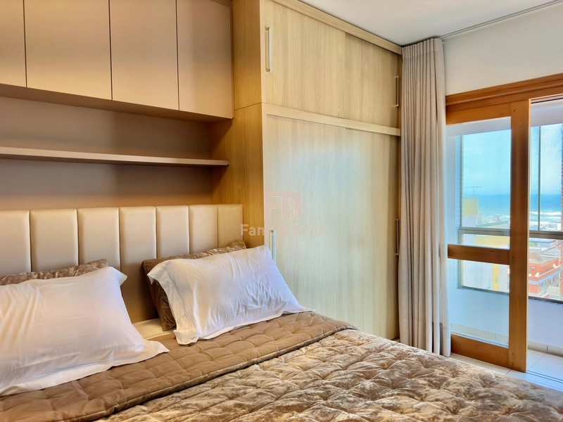 VENDE AMPLO APARTAMENTO Á POUCOS METROS DO MAR: 23ª foto da galeria de imagens do imóvel