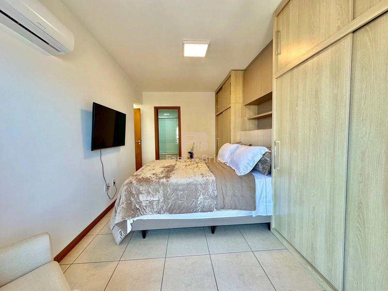 VENDE AMPLO APARTAMENTO Á POUCOS METROS DO MAR: 25ª foto da galeria de imagens do imóvel